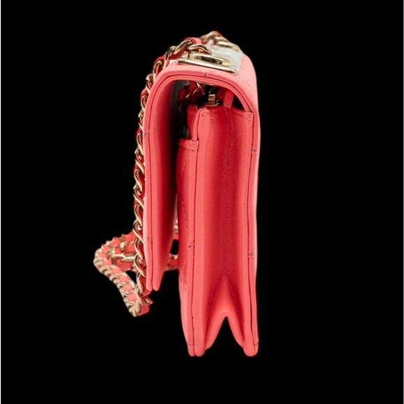 Chanel Wide Trendy CC Wallet on Chain Hot Pink Lambskin Leather RARE Rainbow! - Picture 16 of 16